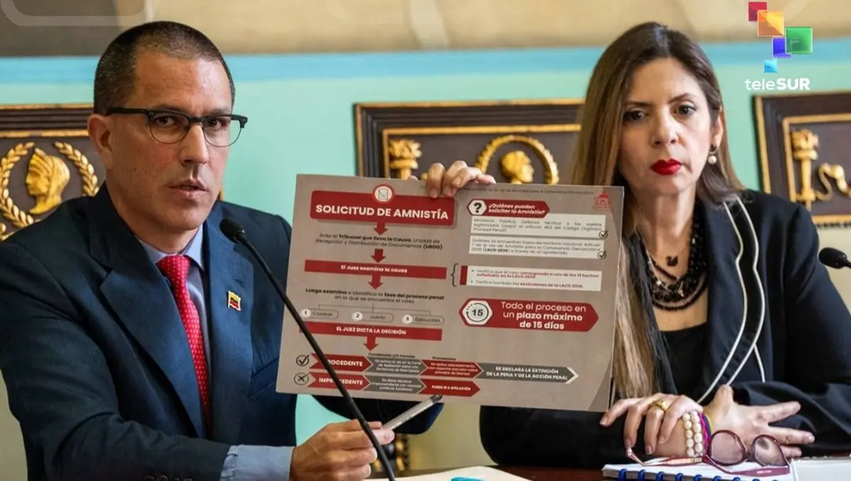 Nearly 6,500 Venezuelans Apply for Amnesty