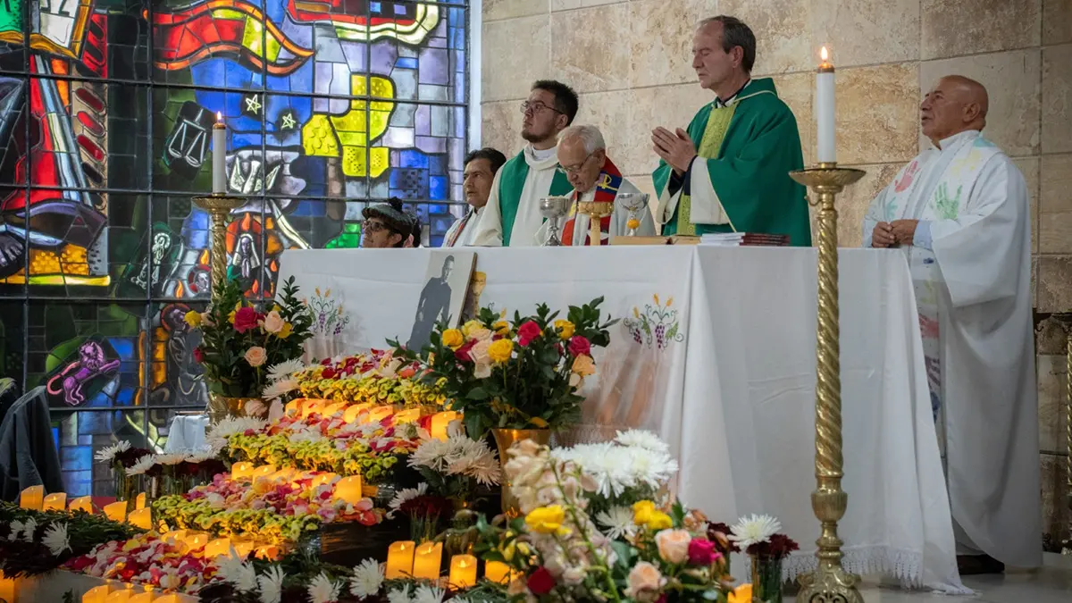 Colombia Returns Remains of Guerrilla Priest Camilo Torres