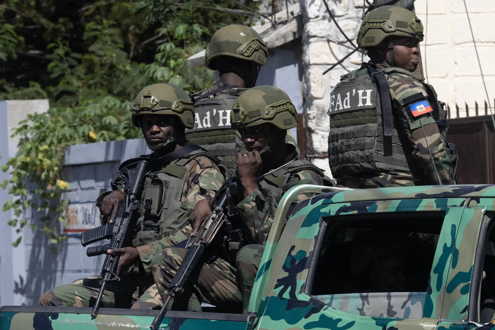 Haitian Police Kill at Least 16 Gang Members South of the Capital