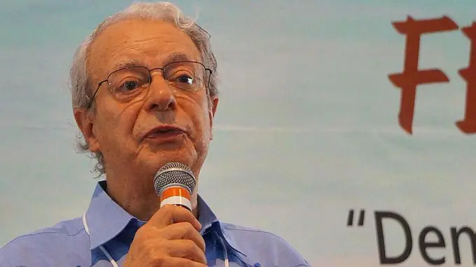 Frei Betto Denounces US Oil Squeeze on Cuba