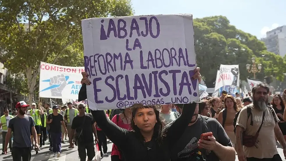 Argentina Approves Labor Reform After Divisive Senate Vote