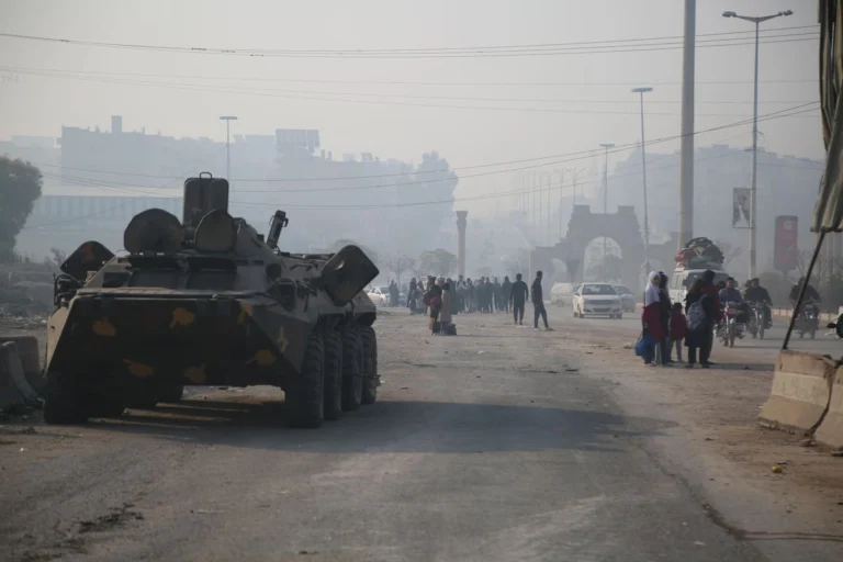 Israeli military vehicles operate in rural areas of the Quneitra Governorate, southern Syria. Photo EFE.