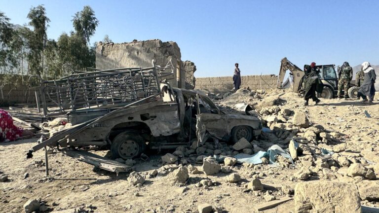 Pakistán lanza ataques aéreos contra supuestos escondites del TTP en Afganistán en medio de crecientes tensiones. Foto: EFE.