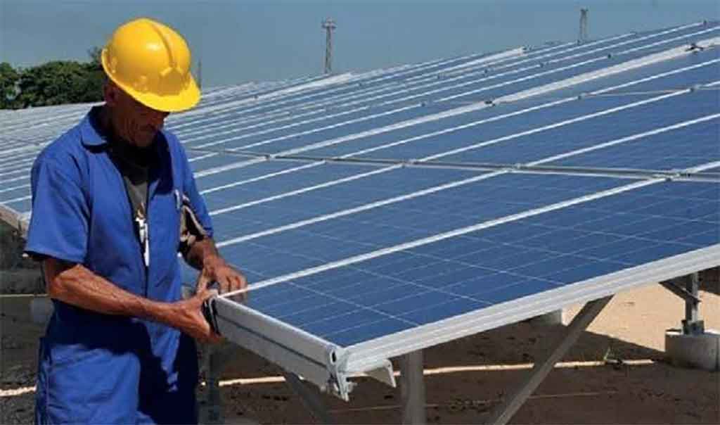 Cuba Expands Tax Benefits to Boost Investment in Renewable Energy Amid U.S. Blockade