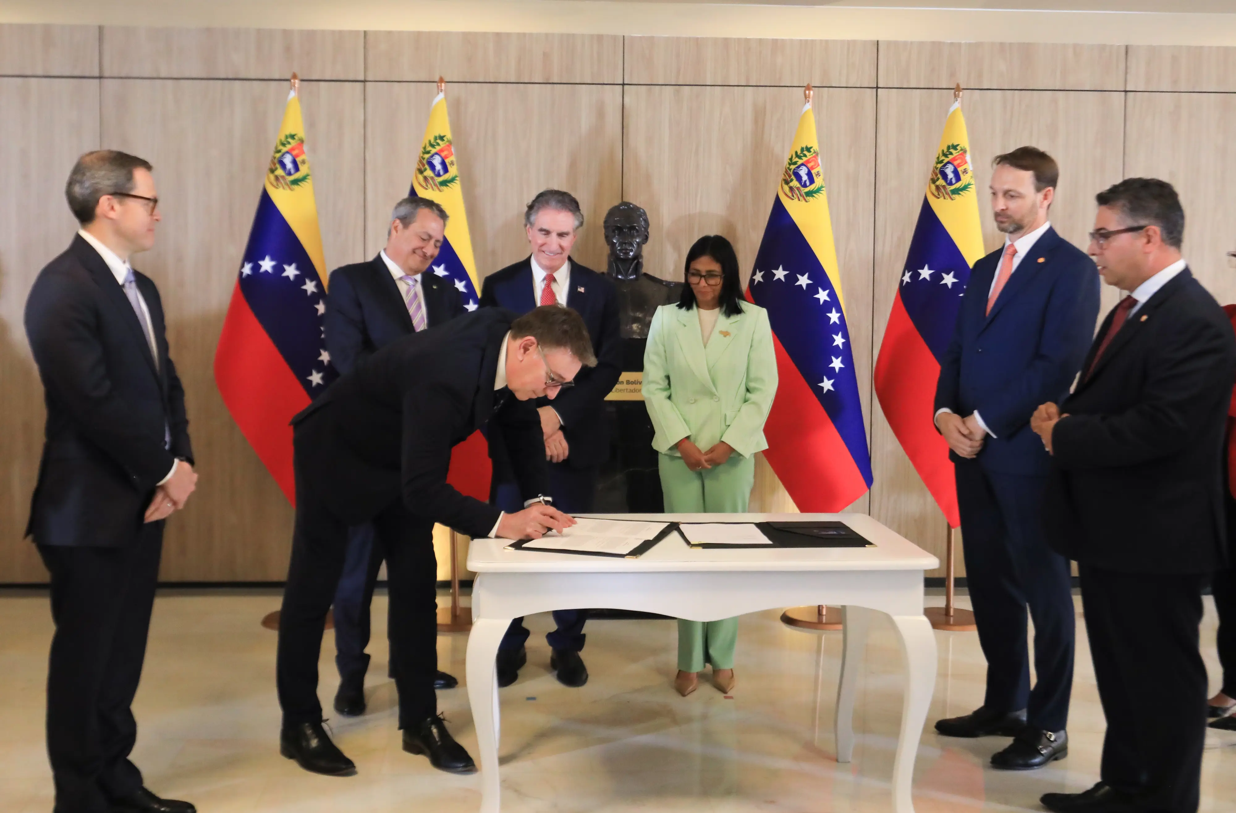 After overcoming periods of siege, Venezuela is reasserting its role as an energy power through pragmatic coexistence with international actors. Photo: Venezuelan Presidential Press.