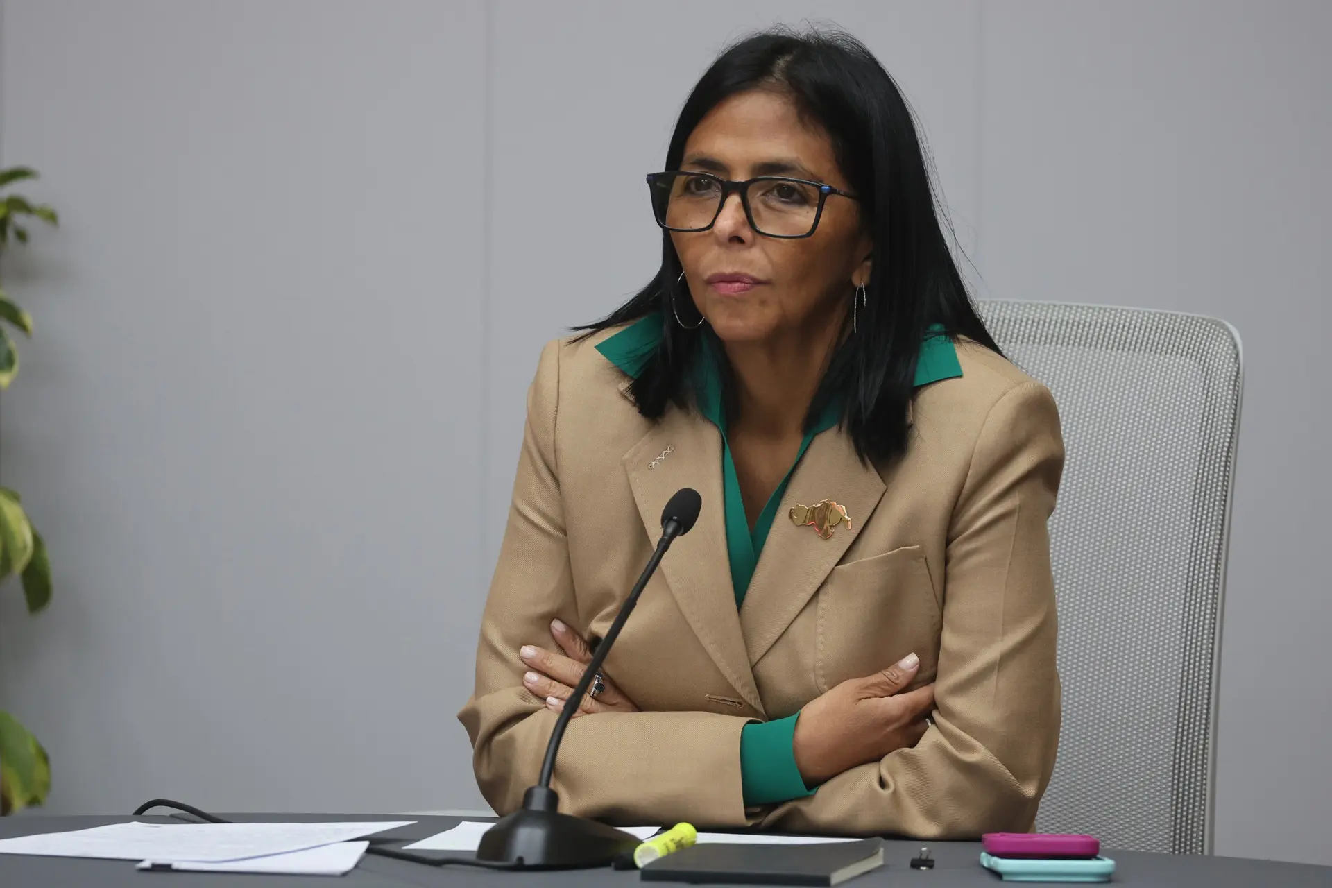 Venezuela again denies links between the Acting President, Delcy Rodríguez, with Spanish political parties. Photo: EFE.