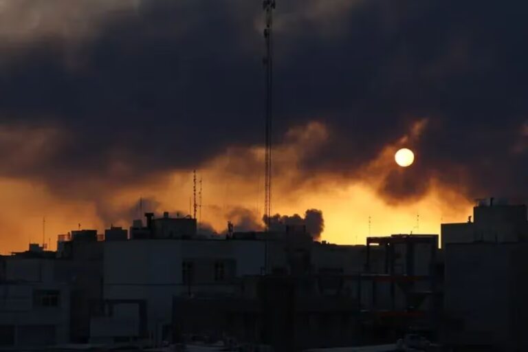 Iran claims to have destroyed at least seven advanced radars, which it says has "blinded" U.S. -Israel surveillance systems in the area. Photo: EFE.