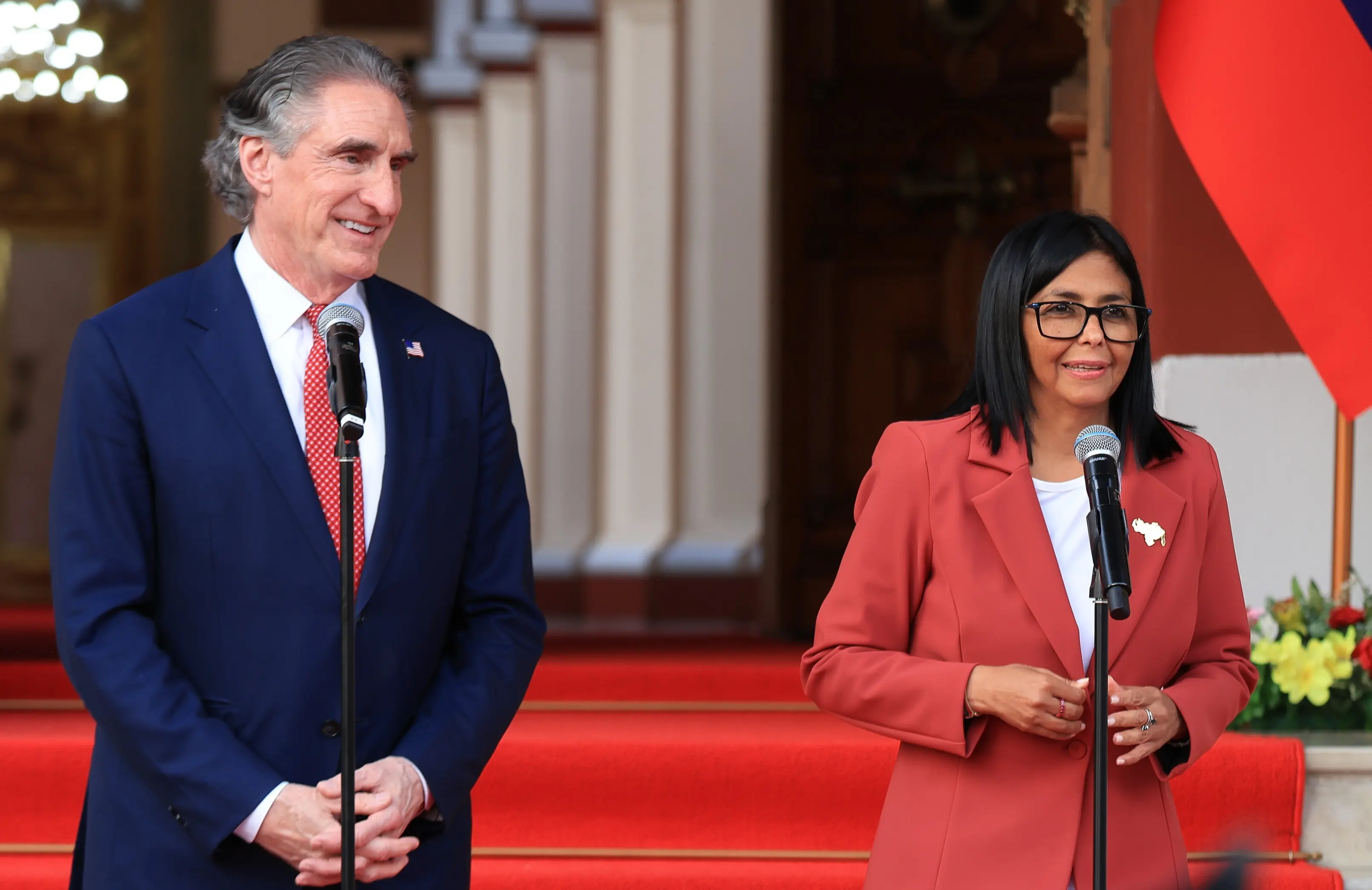 During the meeting, which included the U.S. business delegation, key information on investment flows and the implementation of new technologies for the Venezuelan mining sector was exchanged. Photo: Venezuelan Presidential Press.