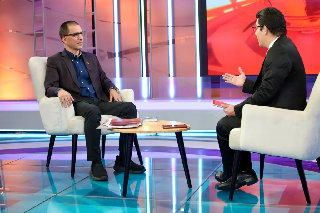 Arreaza: "We must know how to apologize for what we have failed, and we also hope that the other sectors will do their introspection. But, above all, we must be united to protect our sovereignty, our democracy, and our peace." Photo: Courtesy.