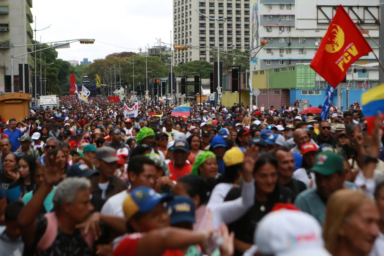The "Great March for Peace, Freedom, and Sovereignty" underscores the rejection of external interference and the firm defense of the nation’s self-determination. Photo: Ricardo Malik/ teleSUR.
