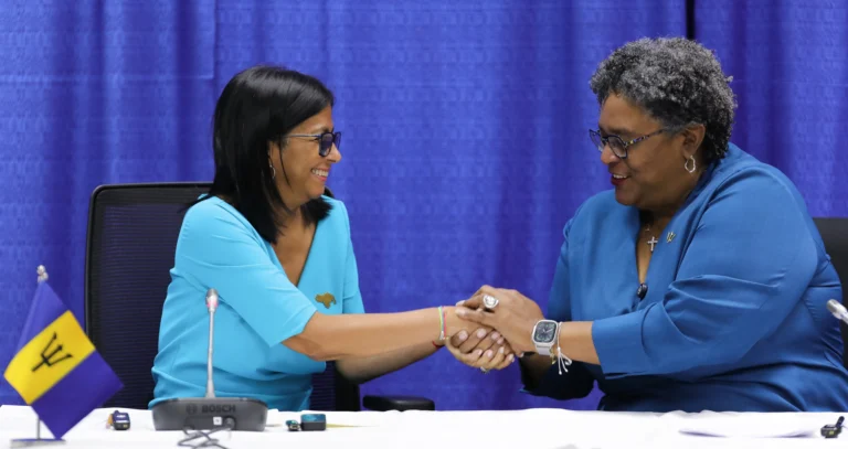 Como parte de su segunda gira internacional oficial, Delcy Rodríguez, brindó declaraciones a medios de comunicación desde Barbados; tras su llegada al país el pasado domingo. Foto: Prensa Presidencial de Venezuela.