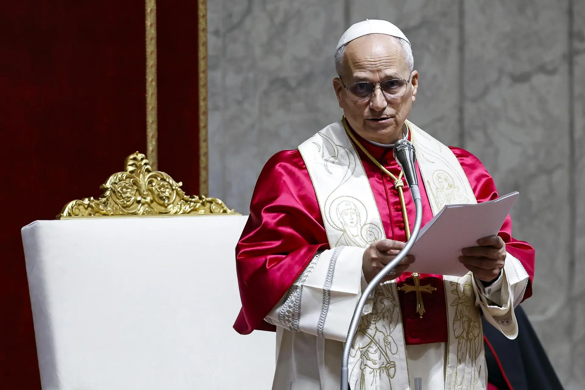 Trump attacks Pope Leo XIV over anti-war positions