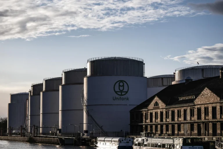 German Far-Right Demands Return to Russian Energy as Fuel Prices Surge