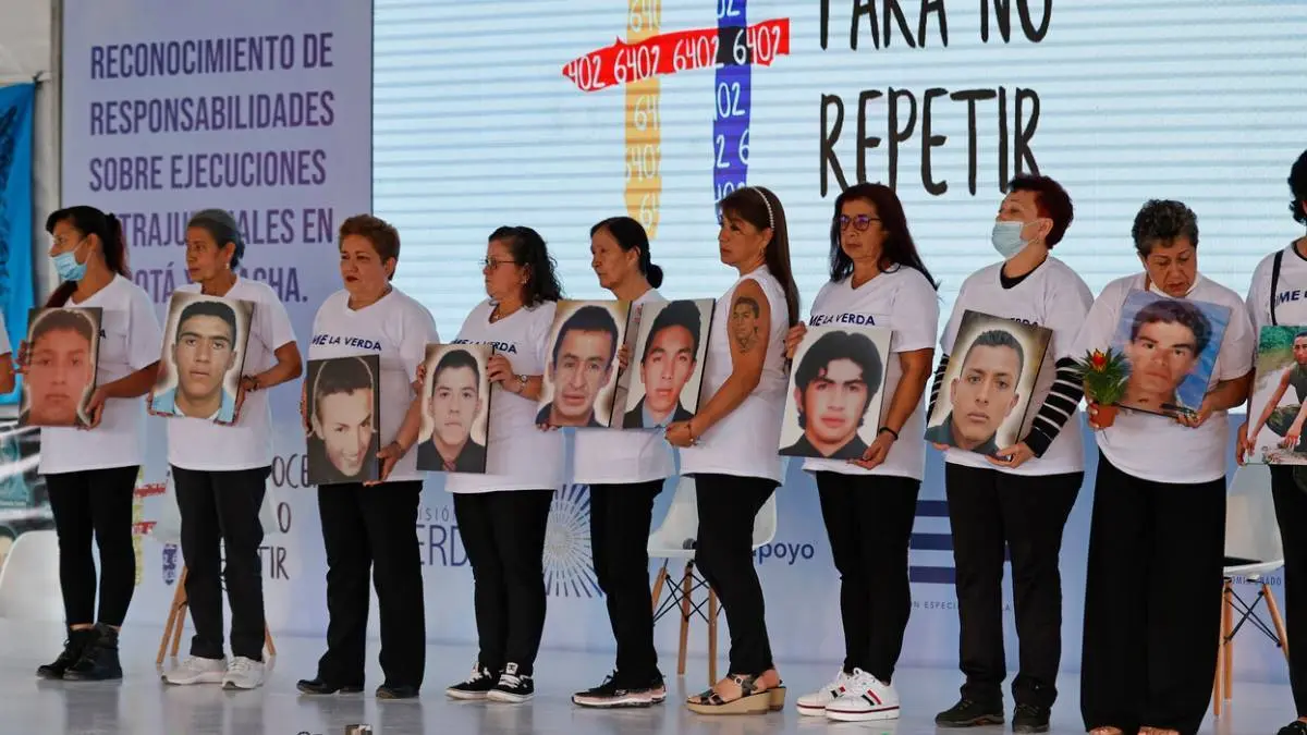 7,837 Victims of Extrajudicial Killings in Colombia: President Petro