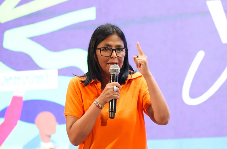 Delcy Rodríguez specified that in this month it is expected to recover the level of oil production of December 2025, interrupted by the U.S. blockade imposed on the nation. Photo: Venezuelan Presidential Press.