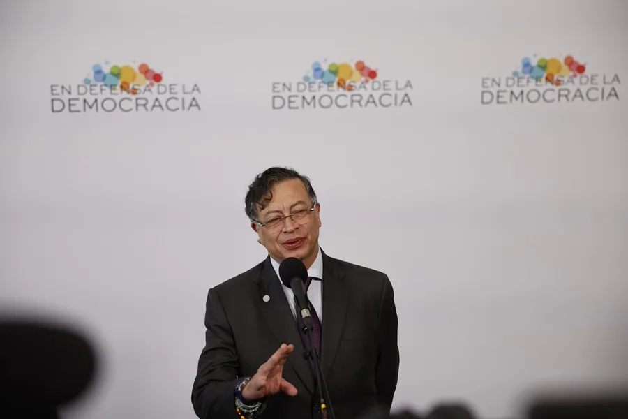 Petro to Visit Caracas for Talks with Delcy Rodríguez