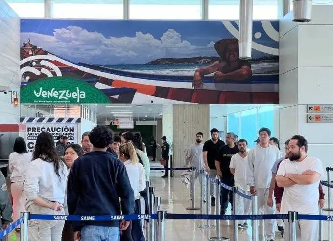 Venezuelan returnees arrive at Maiquetía airport under state repatriation program. Photo: Gran Misión Vuelta a la Patria