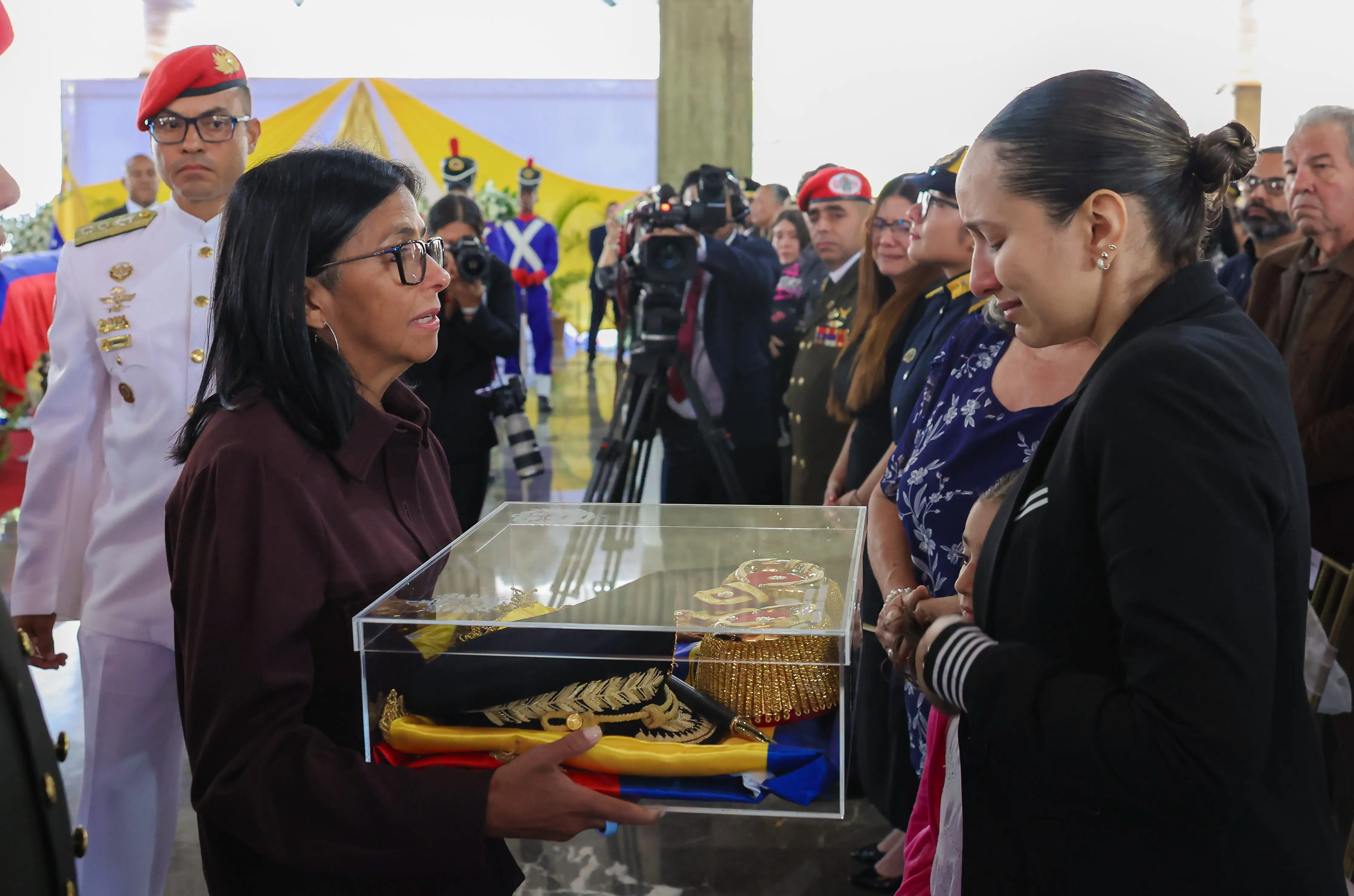 The ceremony reinforces the Bolivarian ethos of resistance and self-determination, echoing the historical struggles for independence and sovereignty that define the nation's identity. Photo: Venezuelan Presidential Press.