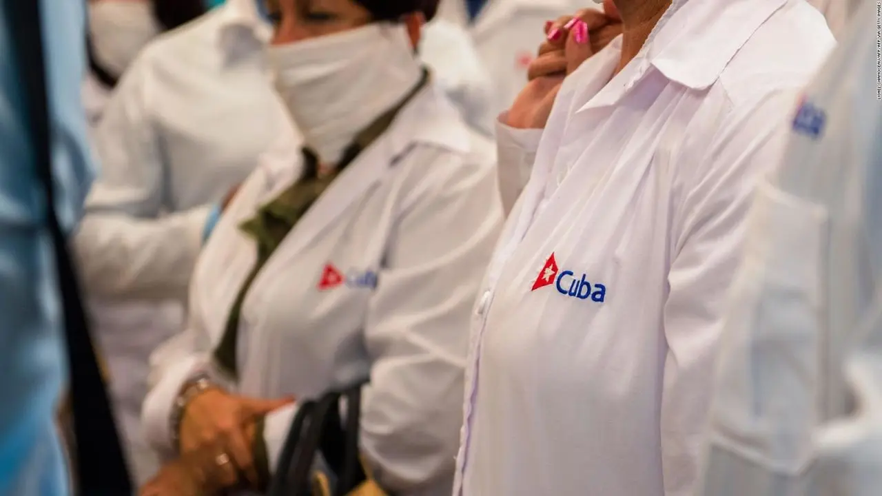 (FILE) The international Cuban cooperation mission began in 1963 with the first mission to Algeria, driven by the vision of revolutionary Commander Fidel Castro. Photo: AFP.