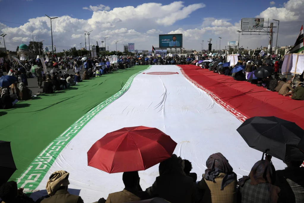 (FILE) The Legal Medicine Organization scientifically identified victims of the 39-day bombing of residential areas. Photo: EFE.