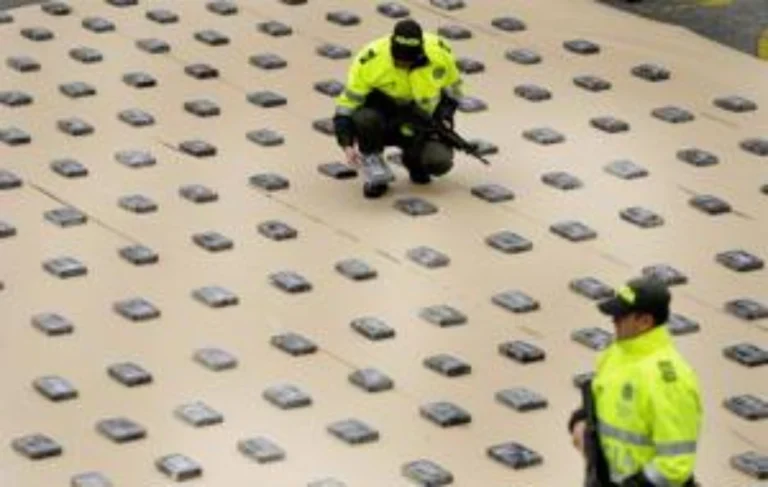 Colombia Seizes 4 Tons of Cocaine Bound for London in $170 Million Blow to Gulf Clan