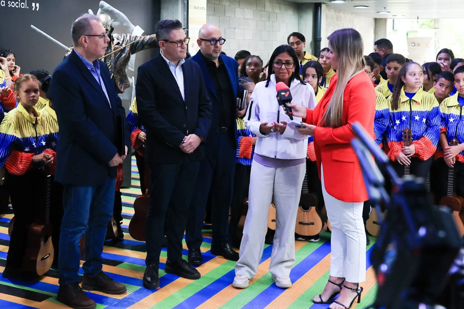Delcy Rodríguez assured that the recovery of the country’s assets from the International Monetary Fund (IMF) will immediately allow priority attention to basic services. Photo: Venezuelan Presidential Press.