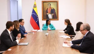 Venezuela reaffirms its commitment to move toward a diversified economy, open to the global market and committed to the well-being of all its citizens. Photo; Venezuelan Presidential Press.