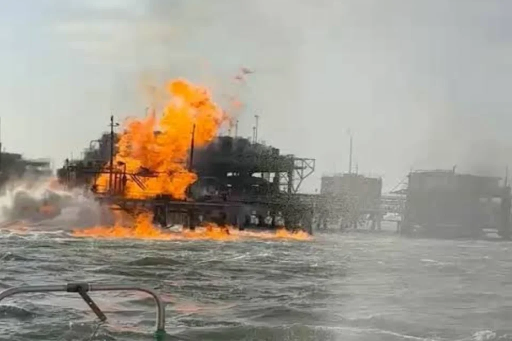 The state oil company reported that a technical committee will investigate the causes of the incident, as well as emphasize that the accident does not affect the continuity of oil and gas operations in the west of the country. Photo: Radio Miraflores.