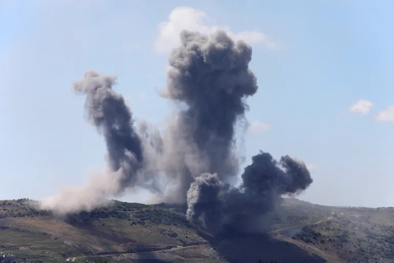 Israeli strikes southern Lebanon, Hezbollah, Tyre, Nabatieh, evacuation orders, Lebanon conflict, Israeli air raids