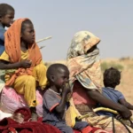 Internal displacement is reaching extreme levels, with some 9 million people forced to flee their homes by the end of March 2026. Photo: EFE.