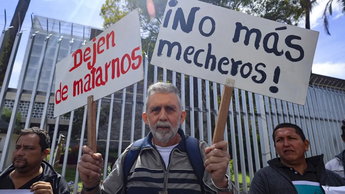 Ecuador’s Cancer and Dialysis Patients Protest Delayed Health Funding