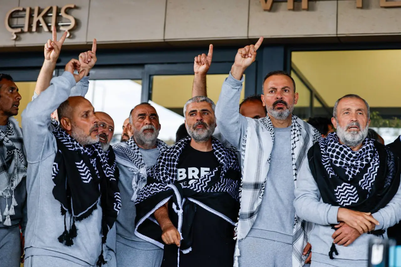 The 430 humanitarian activists began arriving at European airports and Türkiye, after spending just over 24 hours illegally in Ketziot prison. Photo: X/@IHHen.