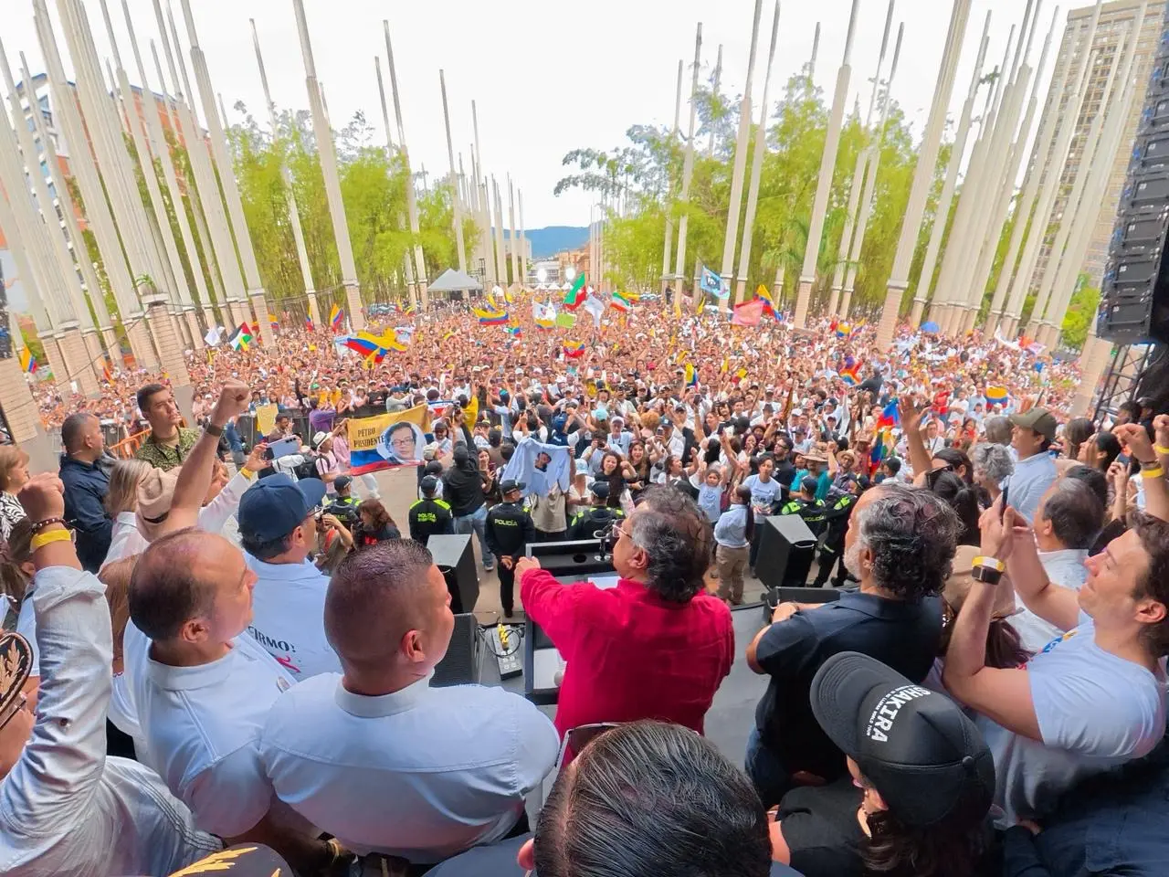 Colombian President Petro Urges Signature Collection to Convene Constituent Assembly