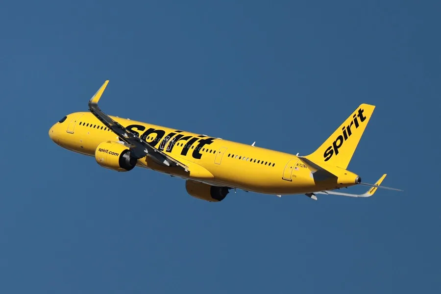 Colombia Activates Contingency Plan for 10,000 Passengers Stranded by Spirit Airlines Shutdown