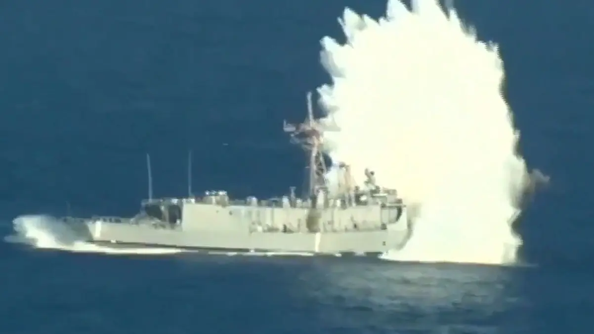 Iran Fired Warning Missiles at U.S. Destroyers Near Strait of Hormuz