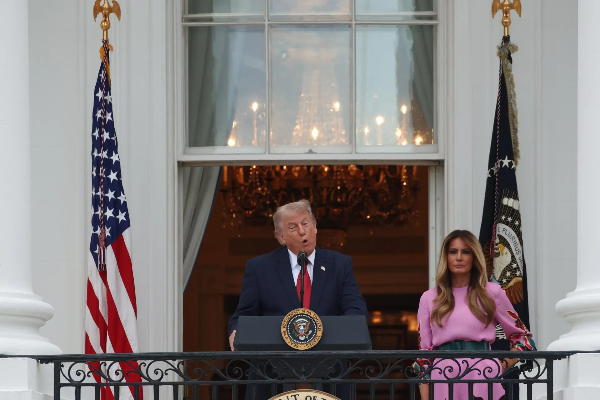 The measure, protected by the War Powers Act, seeks that the president obtains mandatory authorization from Congress to continue military operations extending beyond 60 days. Photo: EFE.