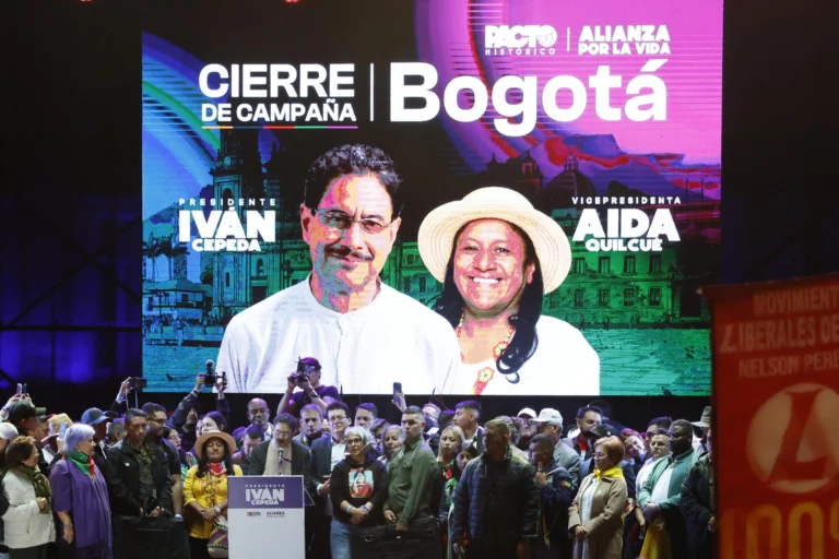 Iván Cepeda campaign rally Bogotá Colombia election Pacto Histórico Aída Quilcué Gustavo Petro