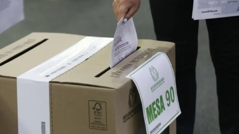 Colombia overseas voting 2026 election polling stations abroad National Registry cédula de ciudadanía 67 countries voting tables
