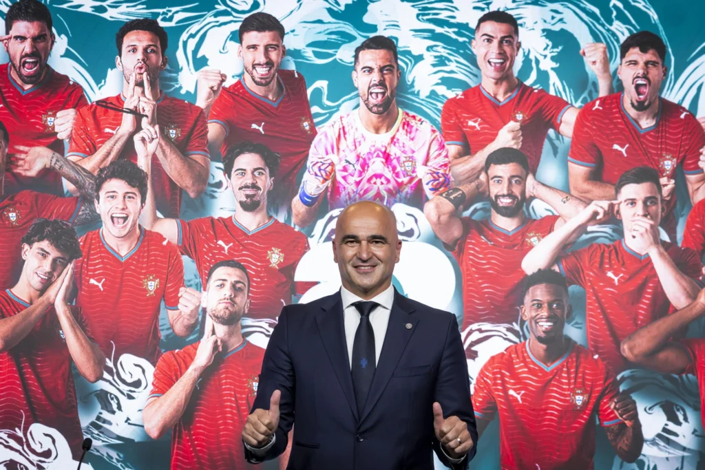 Roberto Martínez presented the nomination of 27 footballers full of figures in which Cristiano Ronaldo is on his way to play his sixth World Cup. Photo: EFE.