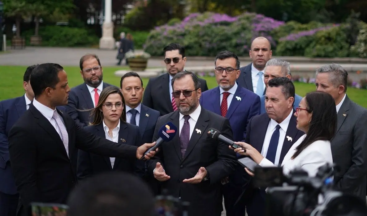 The Venezuelan legal, political and technical team is preparing for a presentation on next Monday, where the historical and legal truth that assists the nation will be exposed. Photo: Venezuelan Ministry of Foreign Affairs.