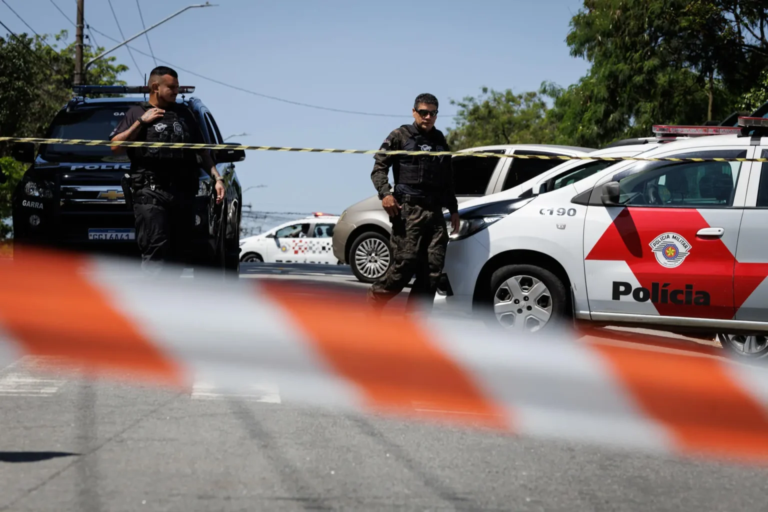 Authorities respond to a school shooting in Acre, Brazil. Photo: EFE