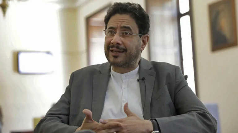 Colombian presidential candidate Iván Cepeda denounced alleged armed interference and voter intimidation ahead of the May 31 elections. Photo: EFE