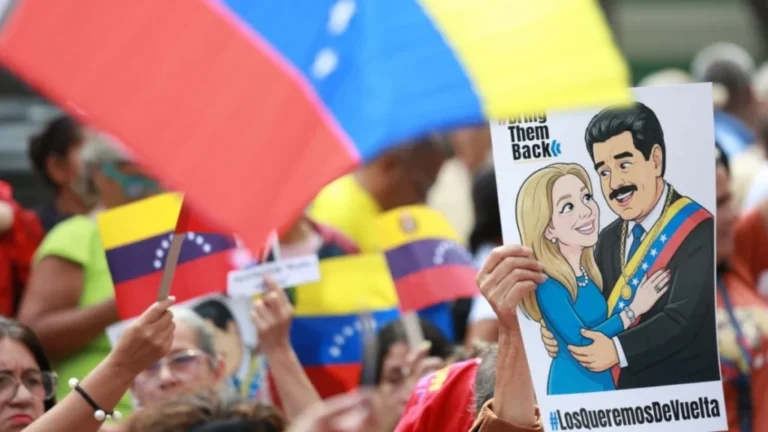 (FILE) Venezuelan people and solidarity movements around the world demand the release of President Maduro after 121 days of kidnapping, Photo: teleSUR.