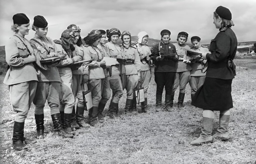 The ‘Night Witches’ Became Legends in WW2 Anti-Fascist Struggle