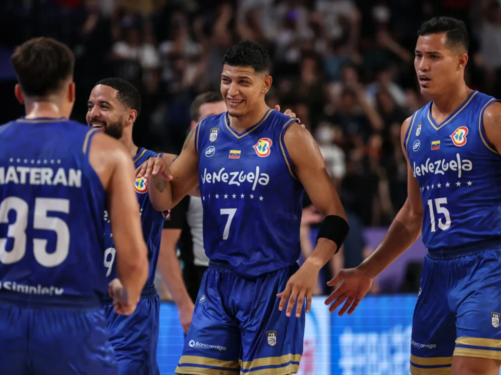 (FILE) The decision by FIBA not only protects those involved but also sends a message of support and understanding for the affected Venezuelan population. Photo: Getty Images.