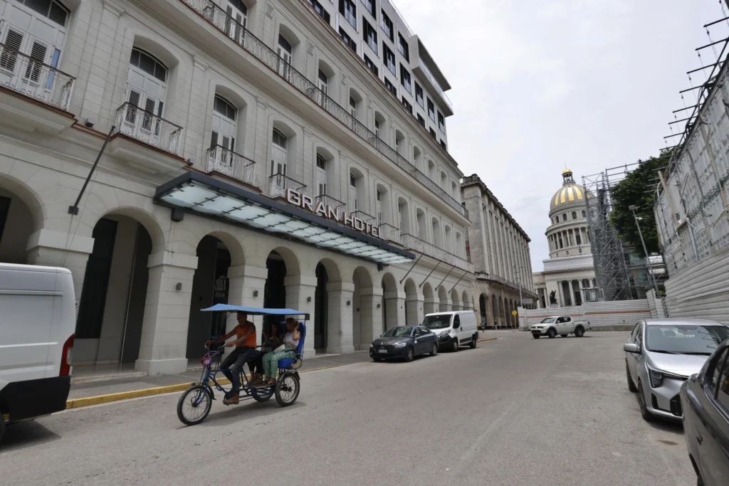 The new institution aims to reduce the administrative burden currently borne by the agencies of the Central State Administration in overseeing the business system. Photo: EFE.
