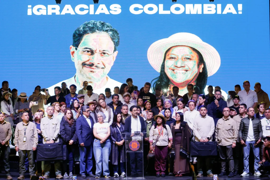 Iván Cepeda stated that the Historic Pact and the organizations of the Alliance for Life, once the official scrutiny and the corresponding verifications are completed, will respect the final result. Photo: EFE.