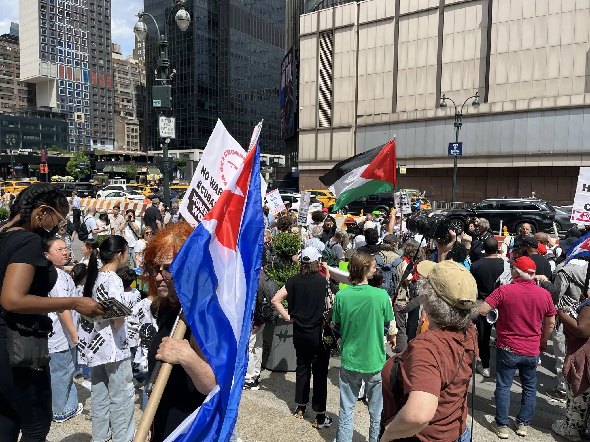 Protests in Manhattan. Photo: X/ @claudiao86