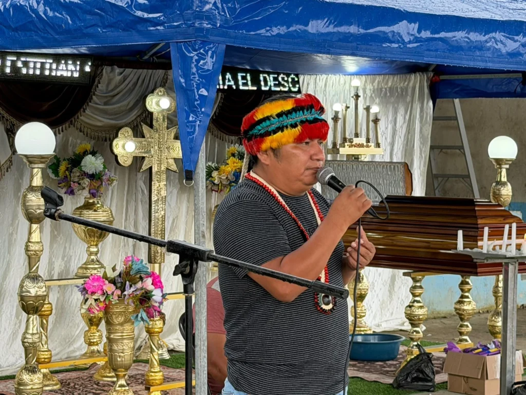 Marlon Vargas, president of CONAIE, accompanied the families and Shuar communities of Taruka and Etsa in Cascales, following the events that left three community members dead and several injured. Marlon Vargas, president of CONAIE, accompanied the families and Shuar communities of Taruka and Etsa in Cascales, following the events that left three community members dead and several injured. Photo: X/ @CONAIE_Ecuador