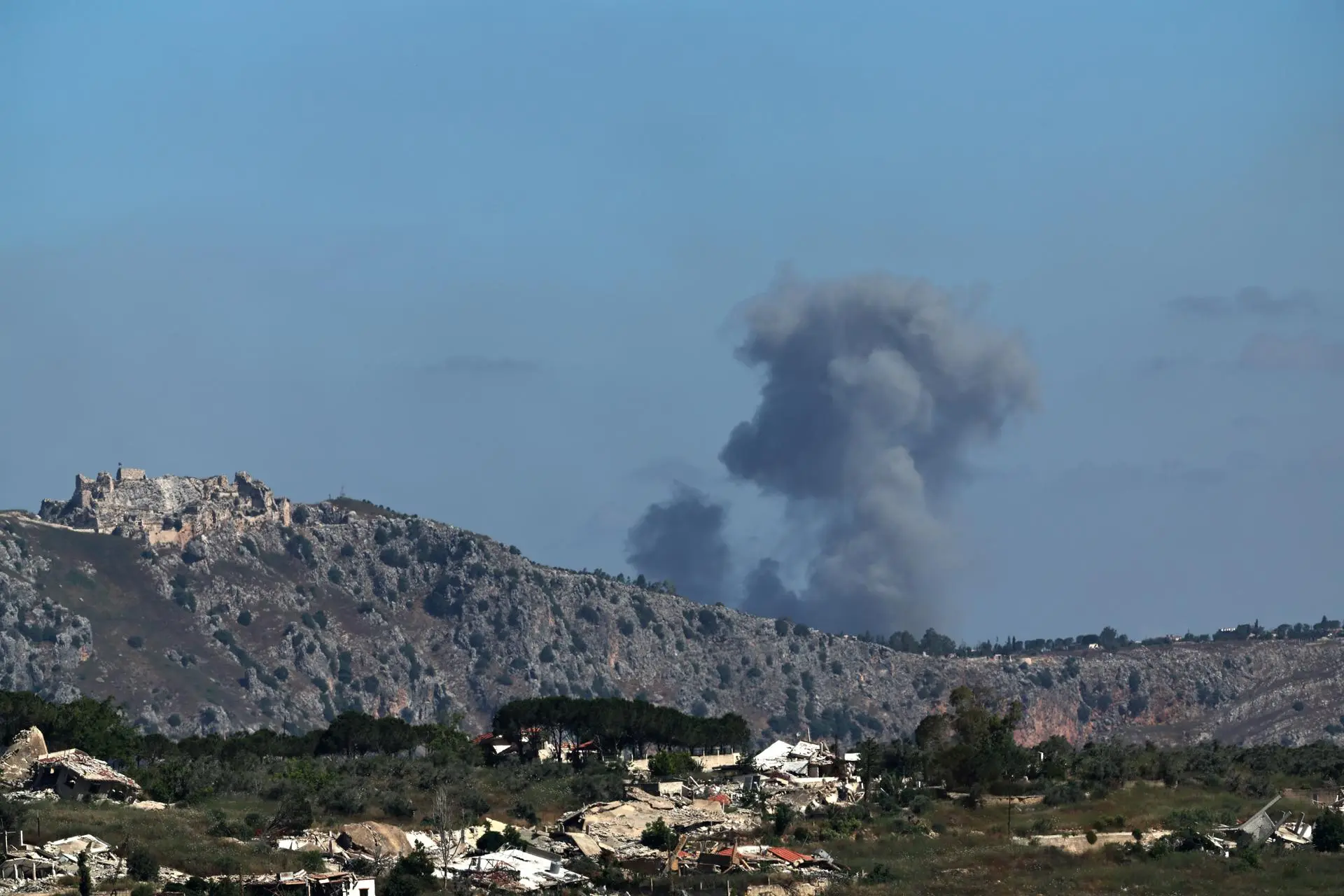 Israeli strikes in Southern Lebanon. Photo: EFE